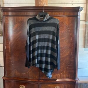 Ladies Top -Tag has been removed